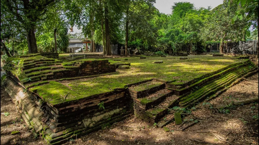 Discovering Temple Ruins in Wiang Kum Kam - Archeological Sites 1 to 3A เวียงกุมกาม